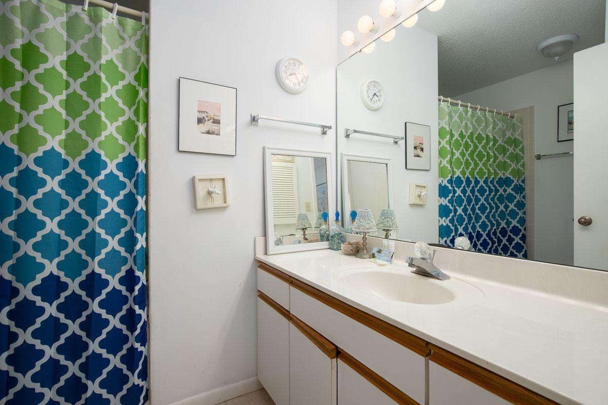 HIDDEN DUNES BEACH COTTAGES 2 - Residential