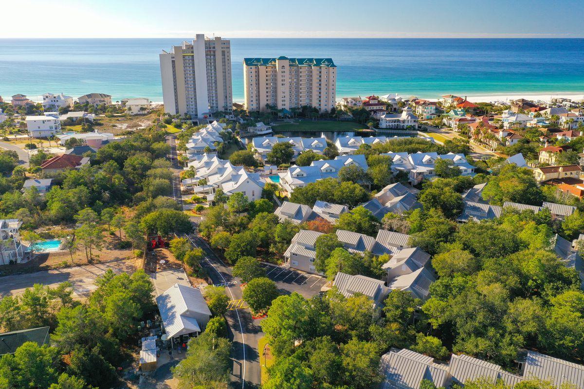 HIDDEN DUNES BEACH COTTAGES 2 - Residential