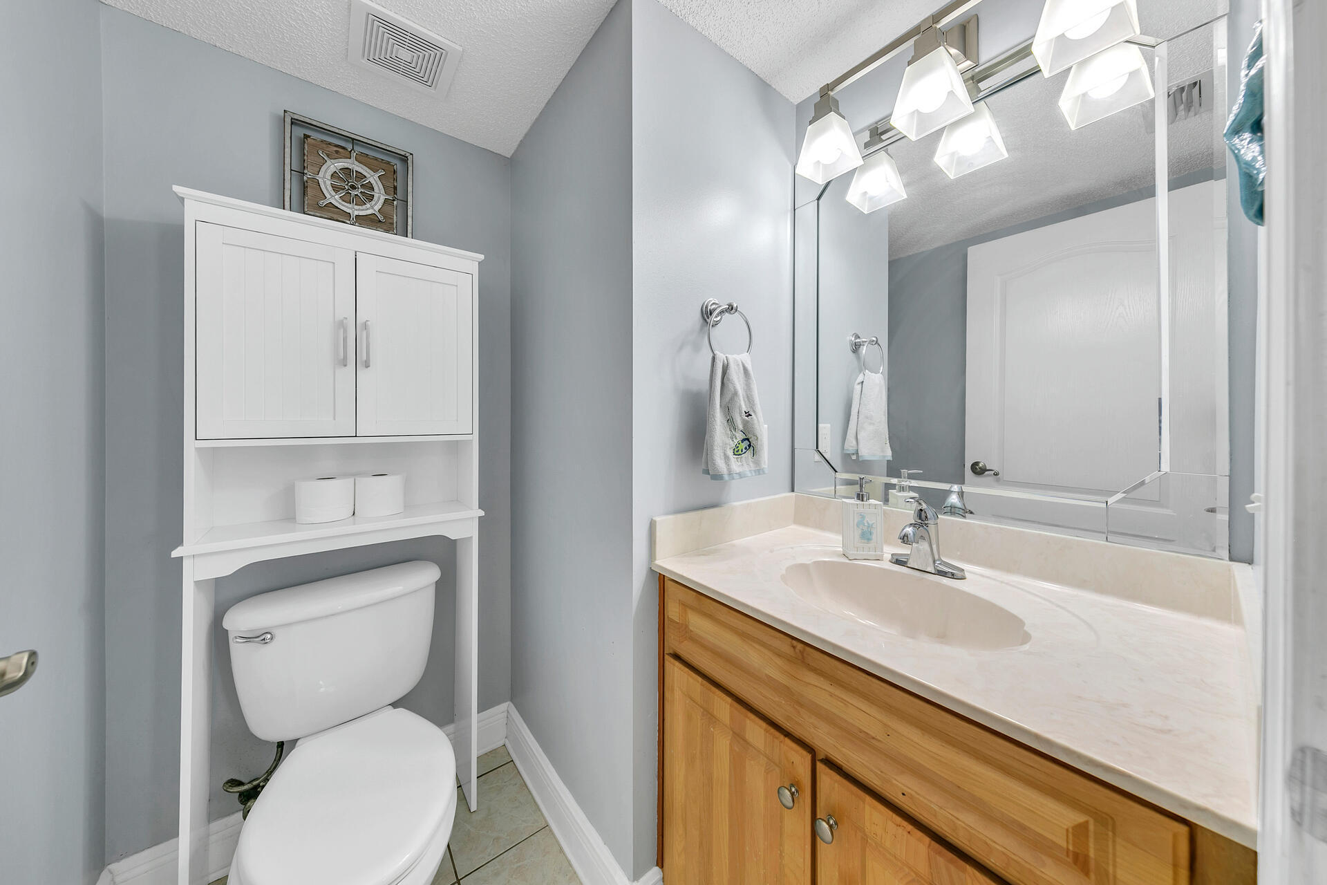 NORTH RIDGE CREEK S/D 1ST ADDN - Residential