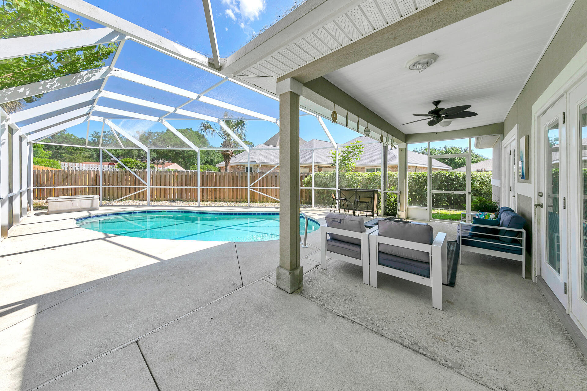 NORTH RIDGE CREEK S/D 1ST ADDN - Residential