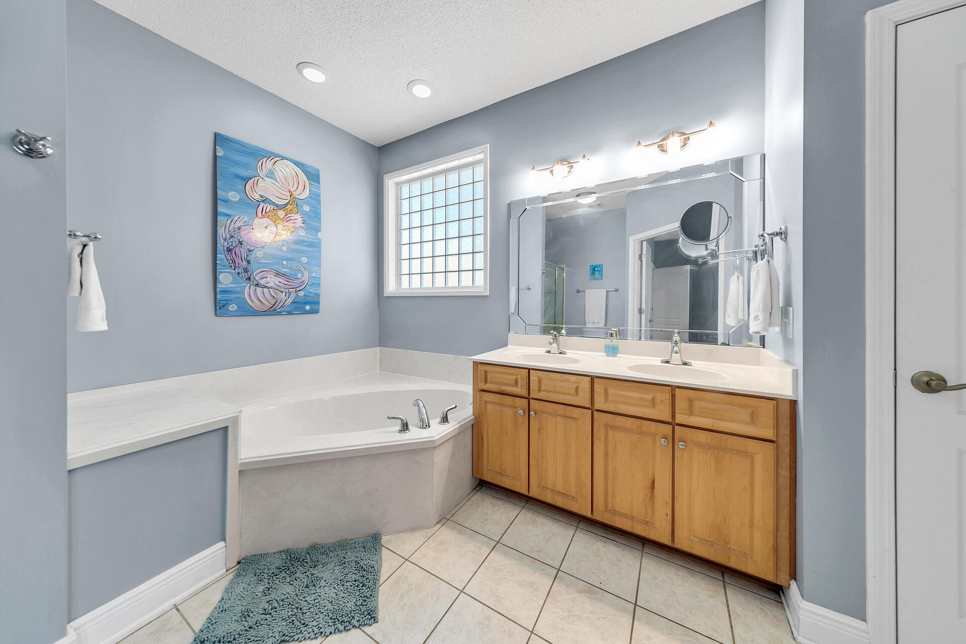 NORTH RIDGE CREEK S/D 1ST ADDN - Residential