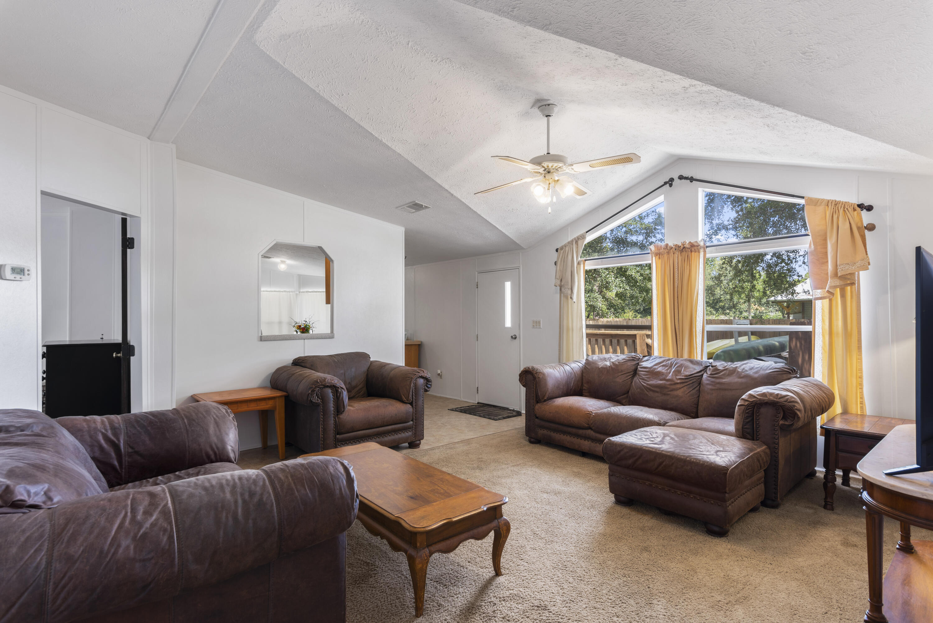 FOX DEN - Residential