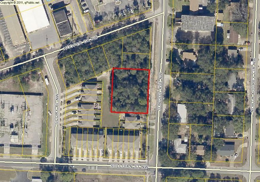 This is a wonderful opportunity to purchase a large 125 x 150 vacant lot in Fort Walton Beach. Rarely does a lot this large become available. It is zoned R2 but after speaking with the city can build up to 3 houses or possibly 8 units. Buyer to do their own due diligence and speak with the city on any projects that may be built. This is a great lot for a builder.