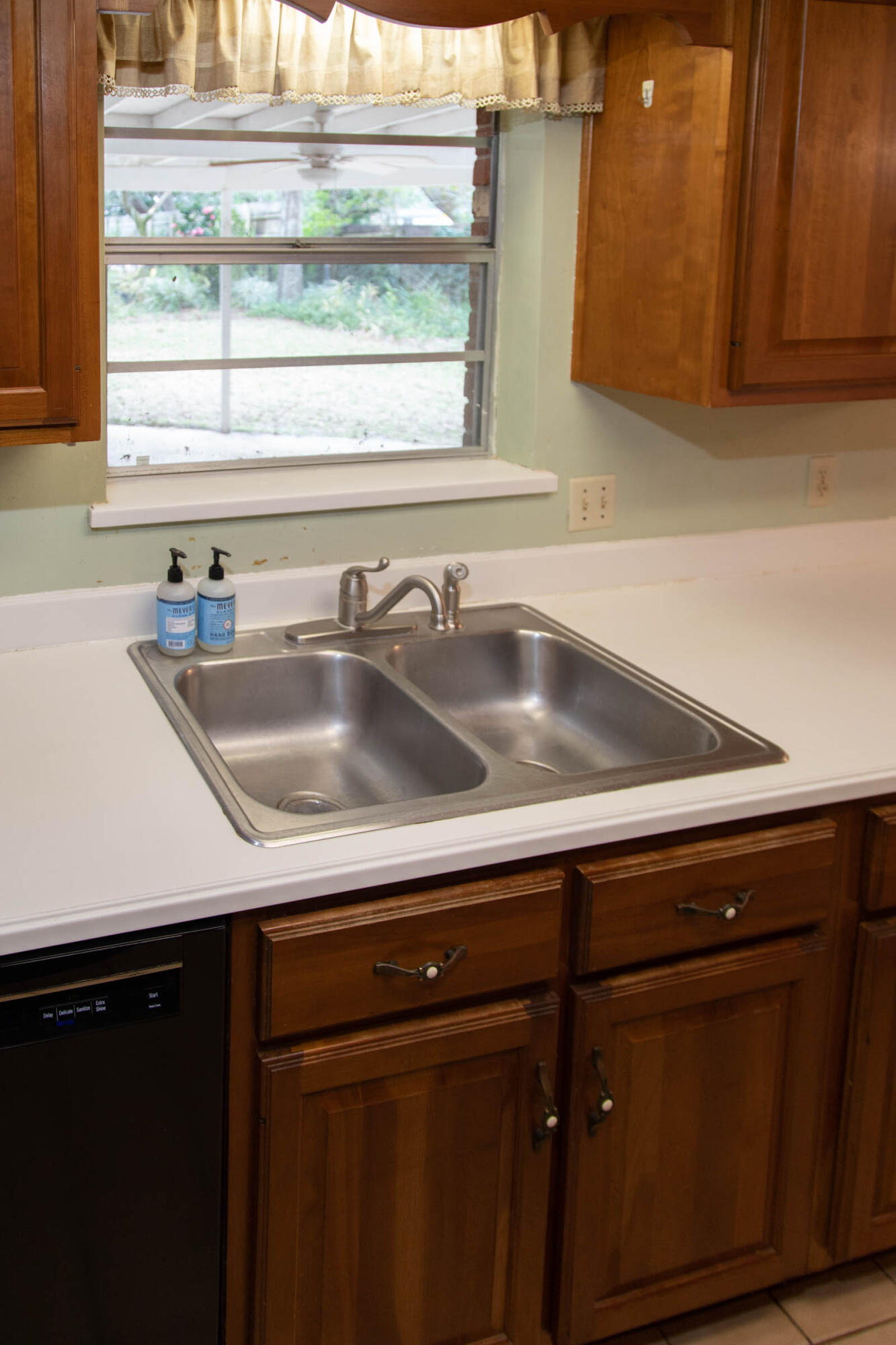 COLONY ESTATES 3RD ADDN - Residential