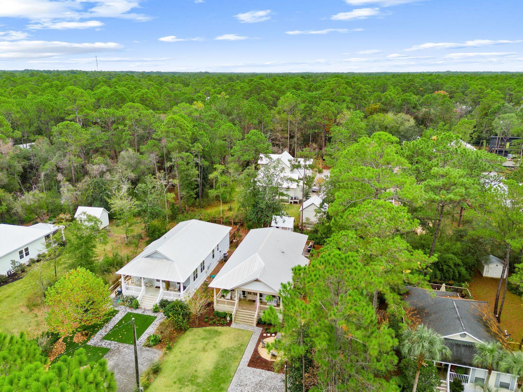 MAGNOLIA BEACH - Residential