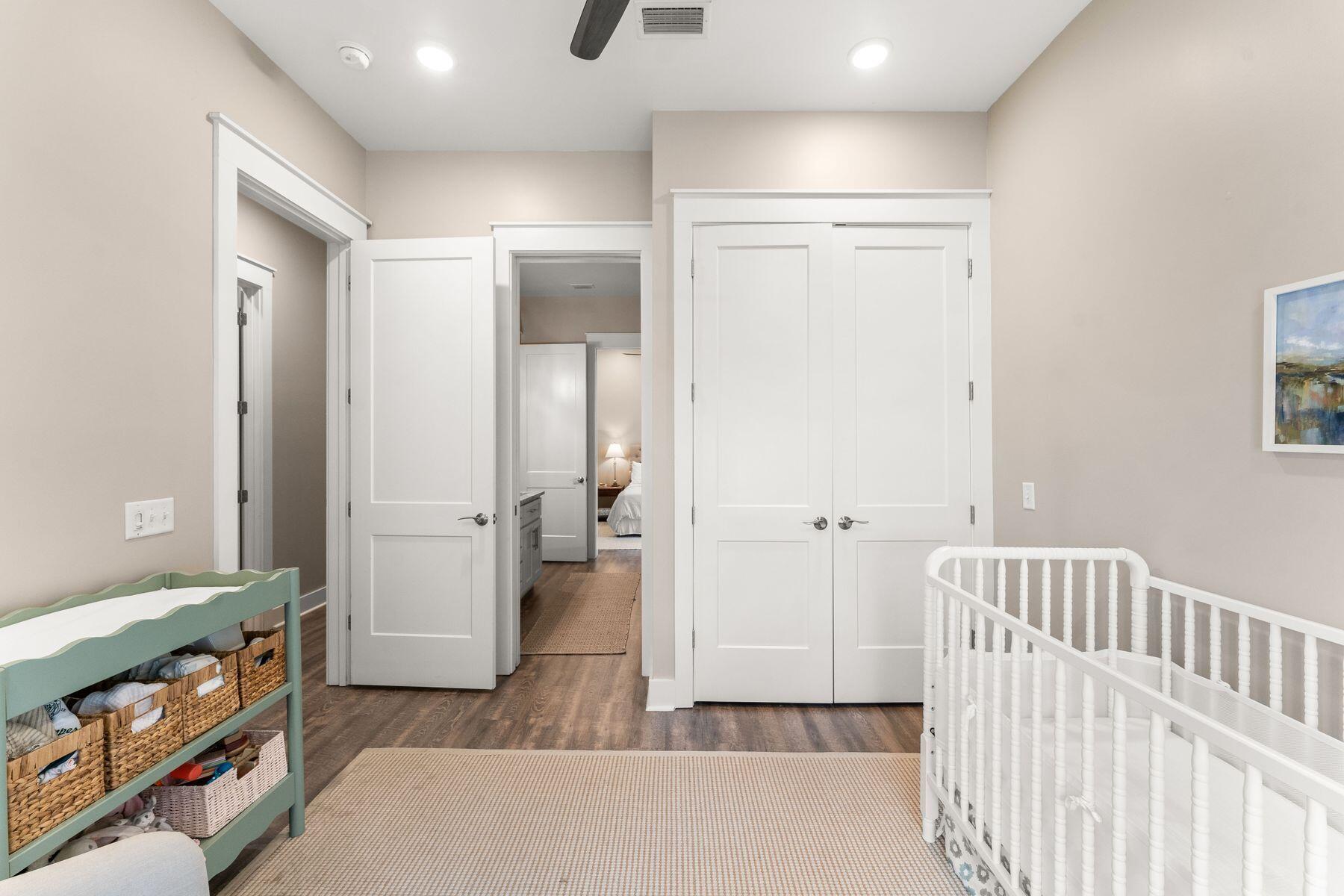 MAGNOLIA BEACH - Residential