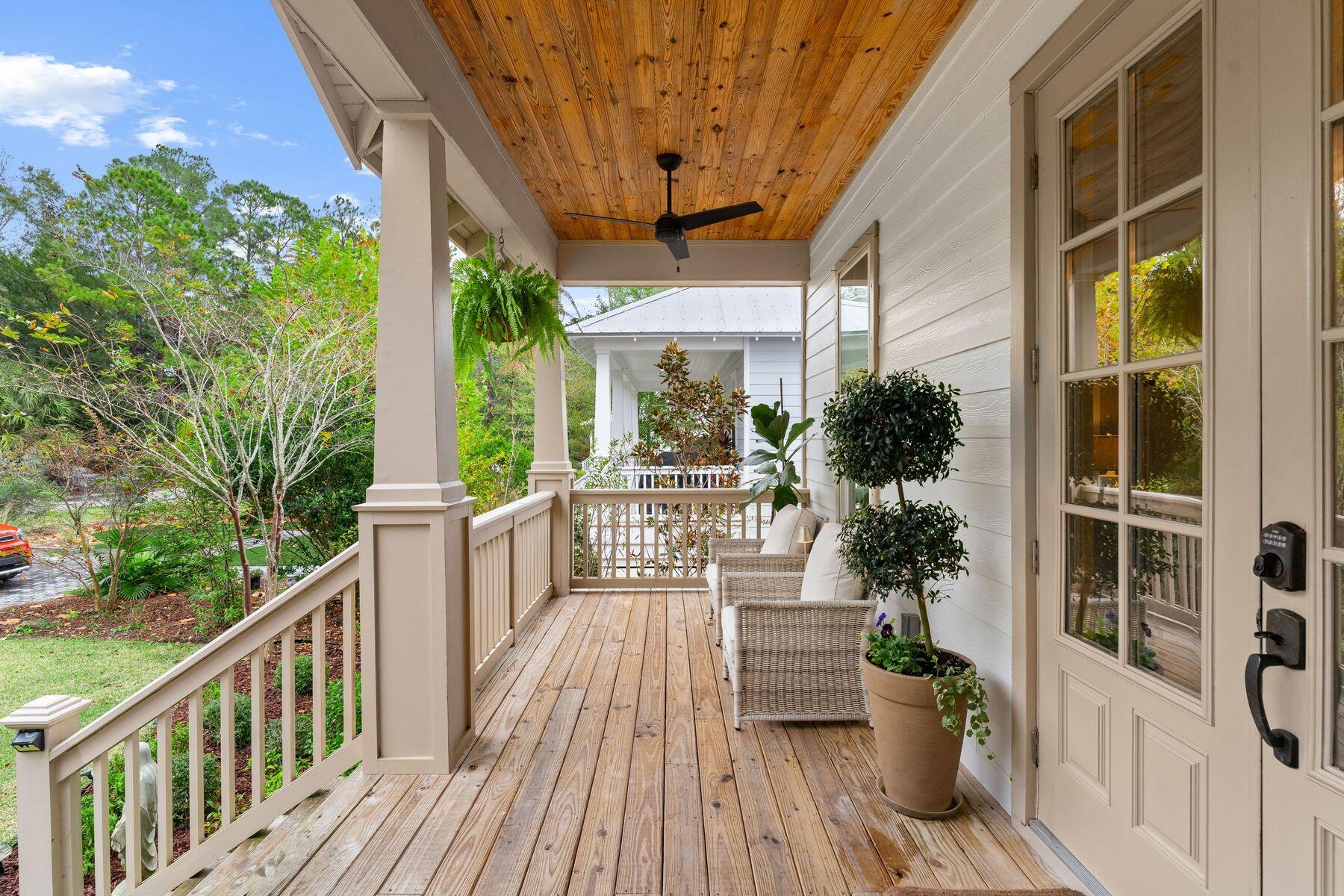 MAGNOLIA BEACH - Residential