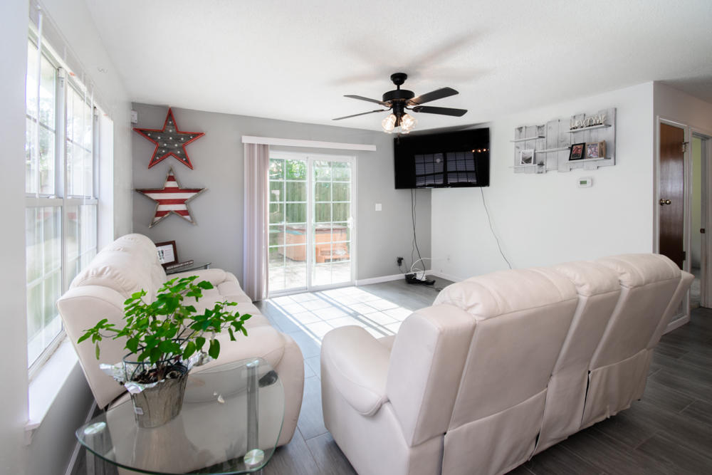 SWEETBRIAR STATION S/D - Residential