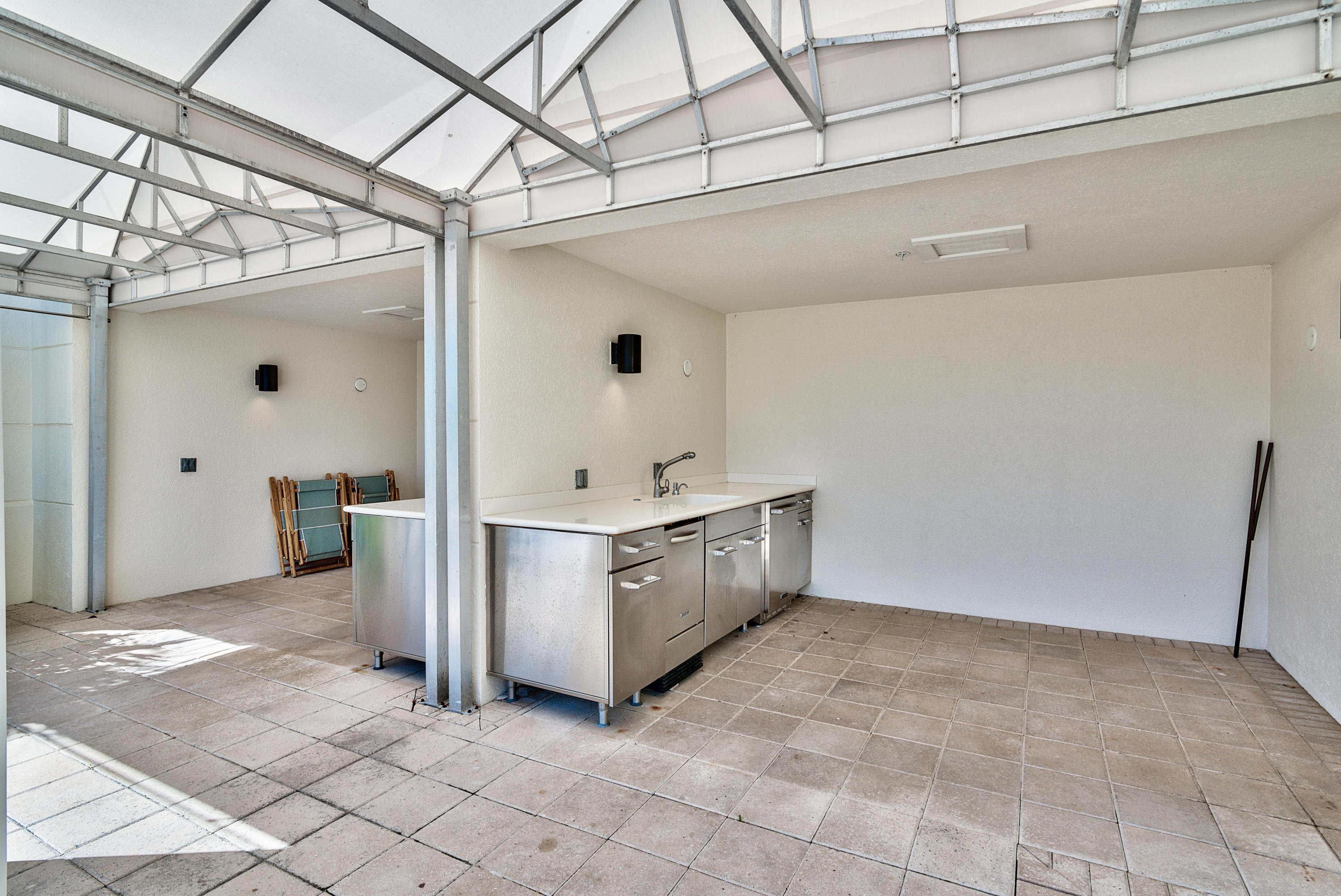 PARK PLACE ON SEAGROVE BEACH - Residential