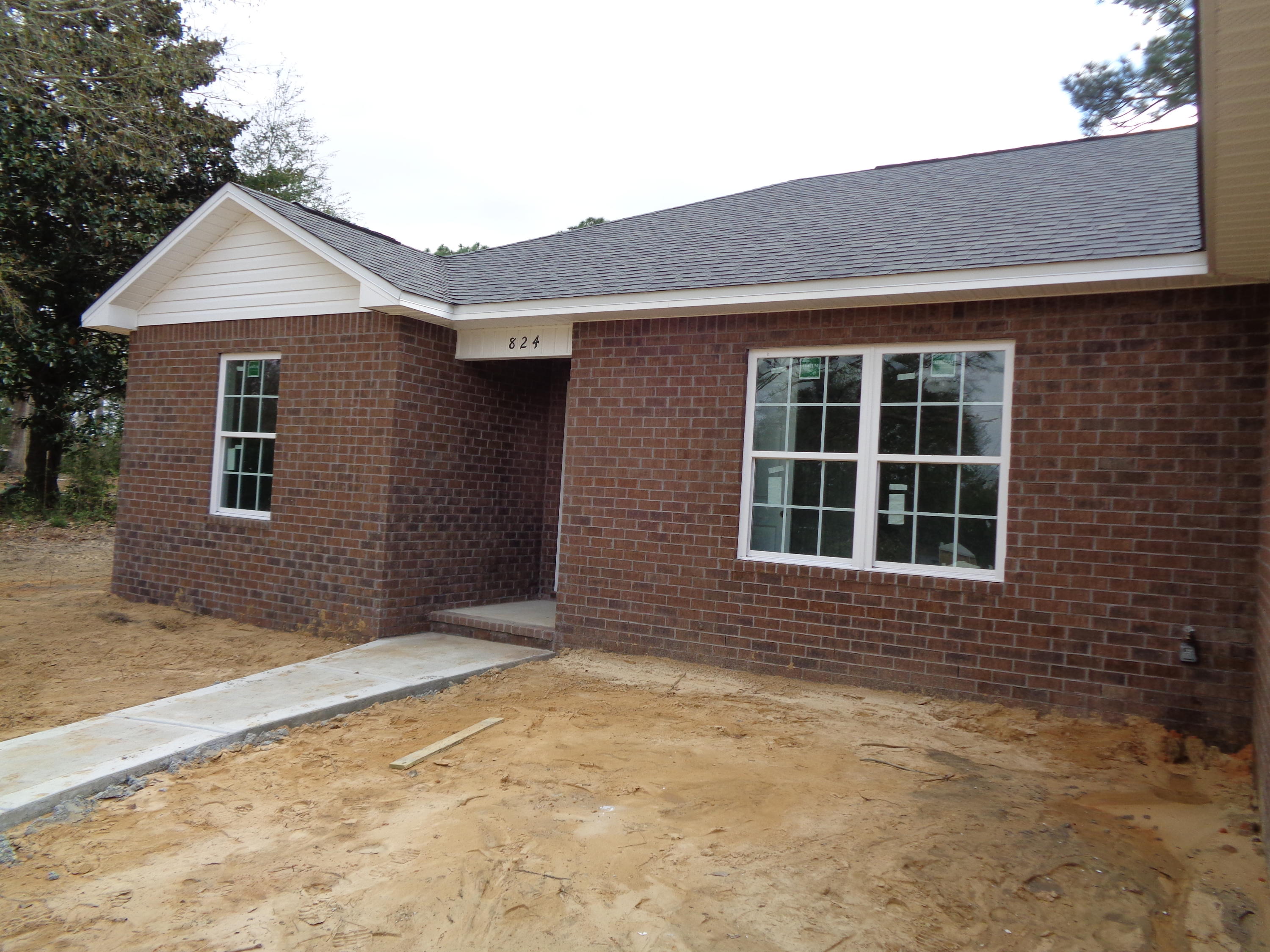 TEN LAKE ESTATES UNIT I - Residential