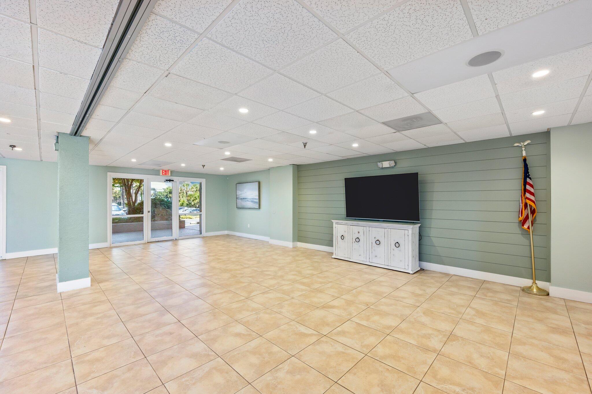 BREAKERS OF FWB PH 1 - Residential