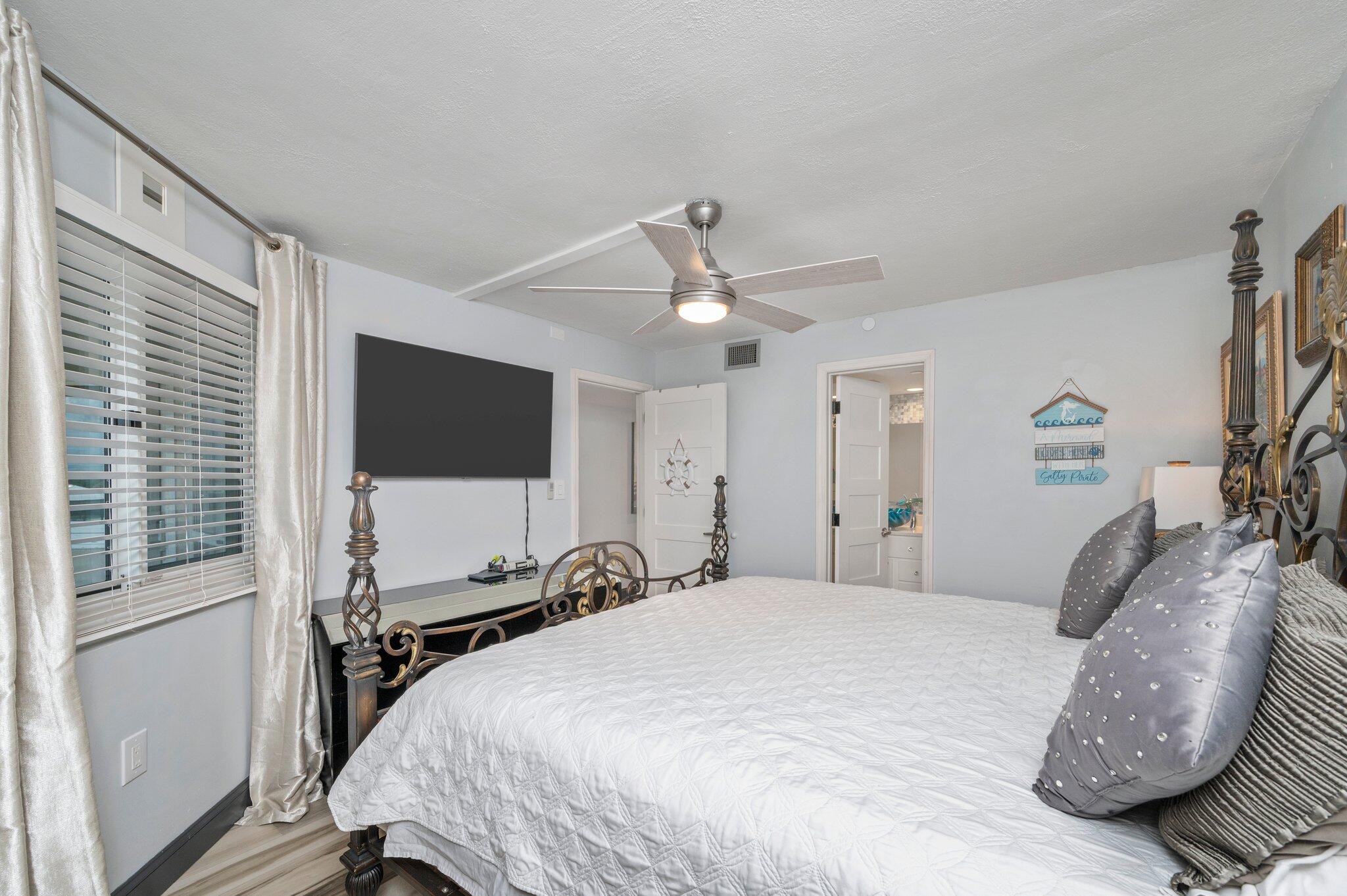 BREAKERS OF FWB PH 1 - Residential