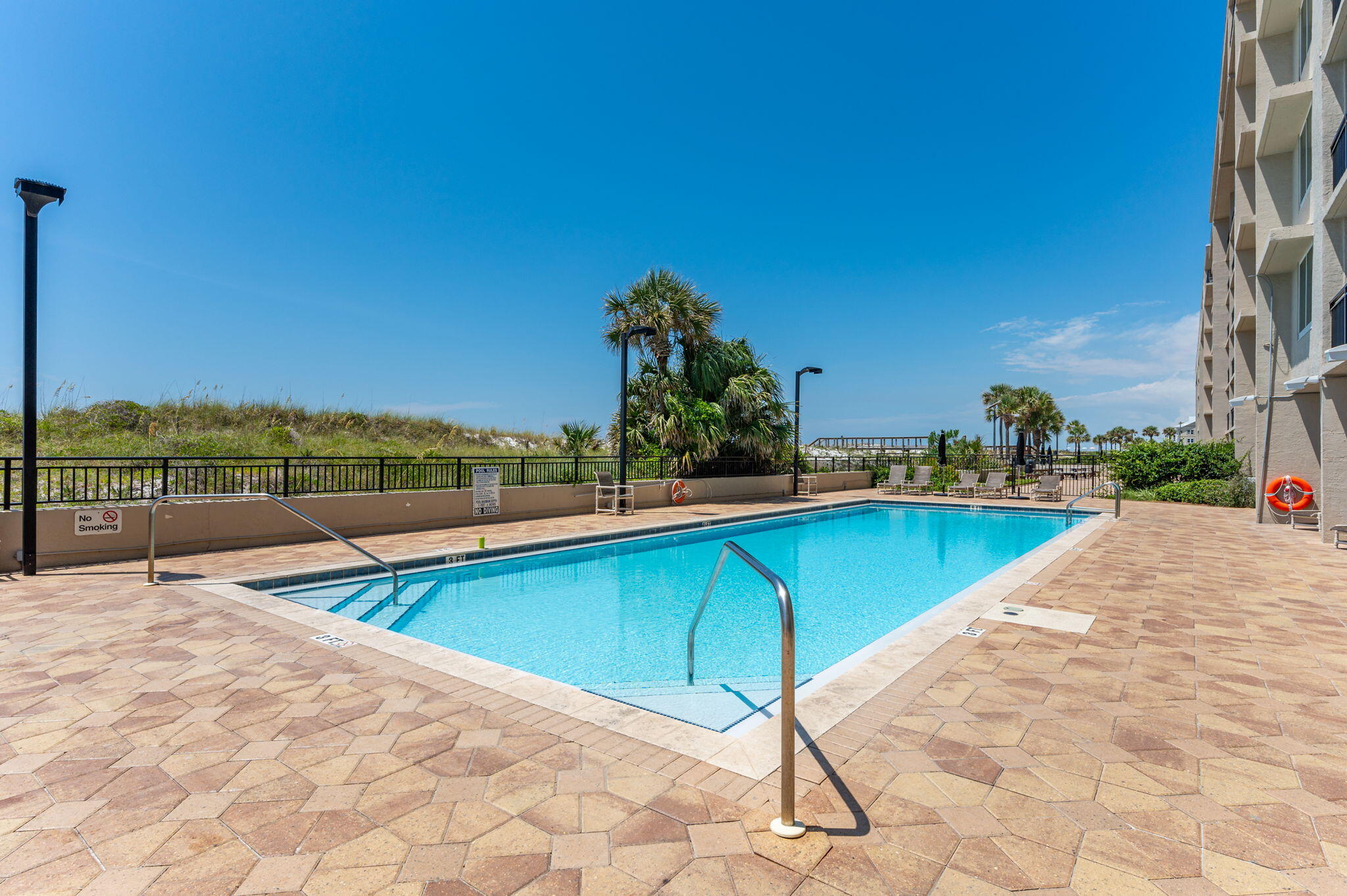 BREAKERS OF FWB PH 1 - Residential
