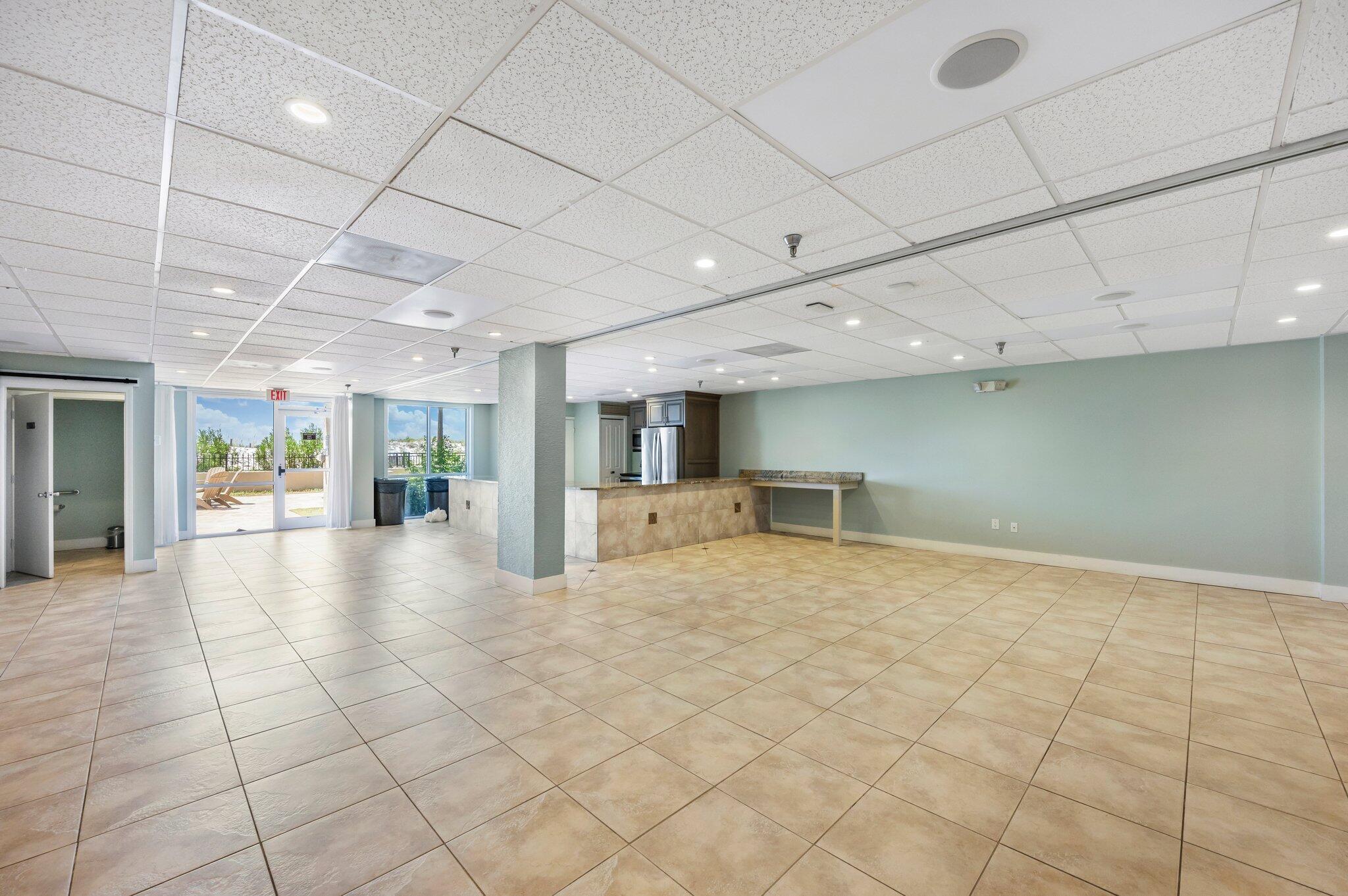 BREAKERS OF FWB PH 1 - Residential
