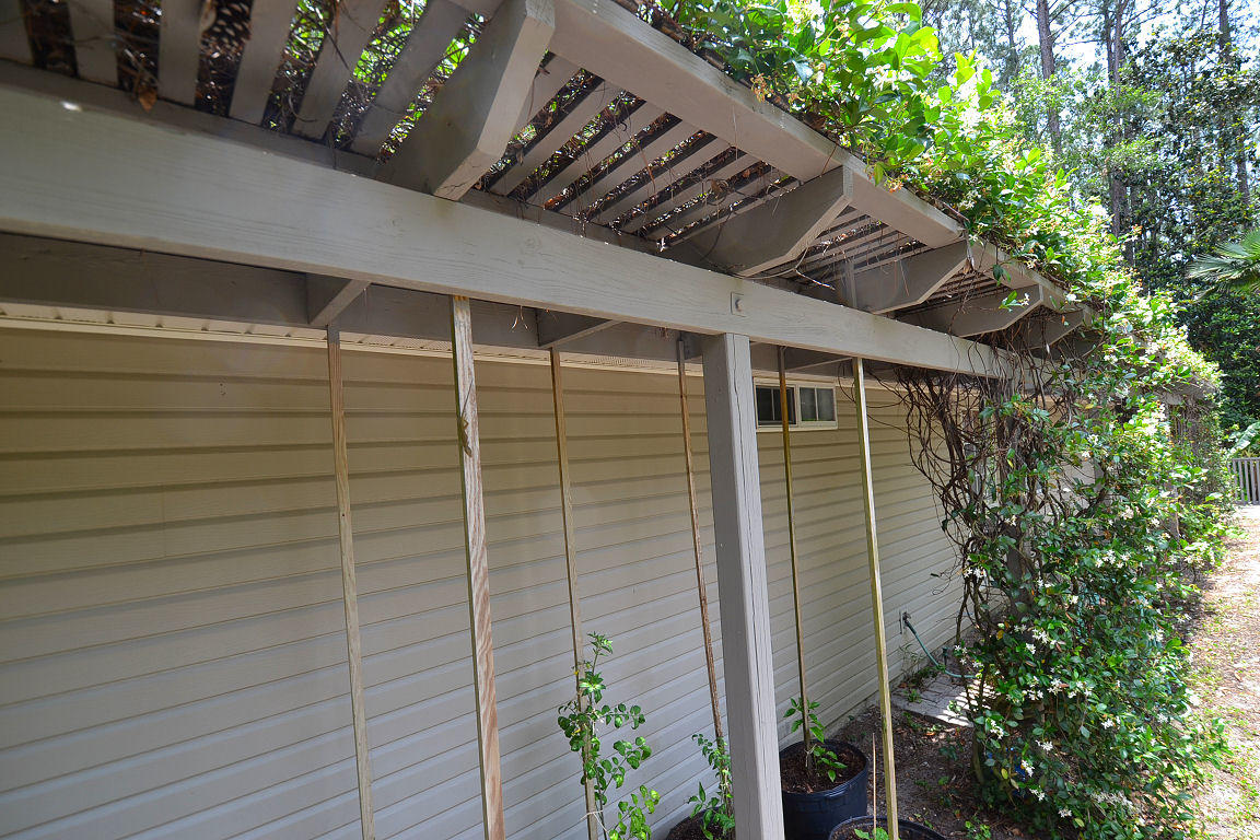 PINE GARDEN UNREC - Residential