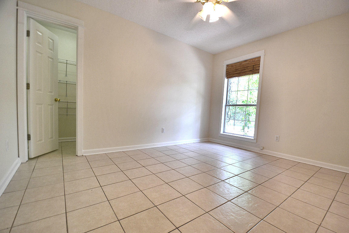 PINE GARDEN UNREC - Residential