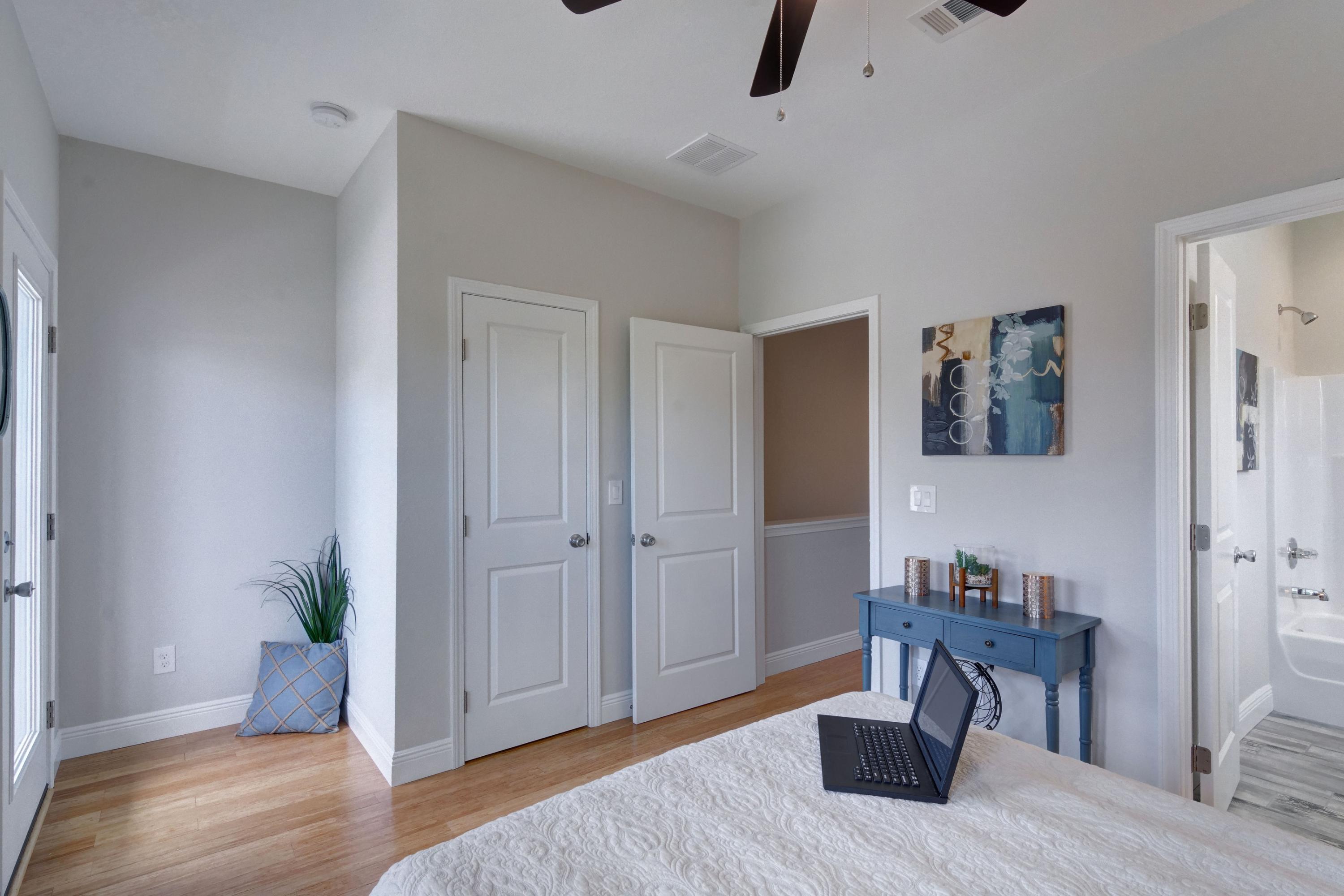 Cottages on Eighth - Residential