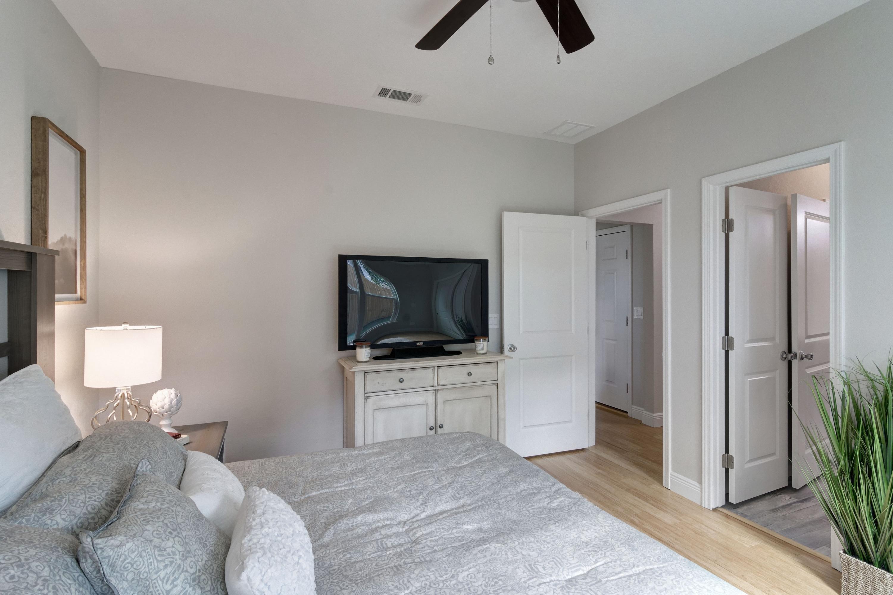 Cottages on Eighth - Residential