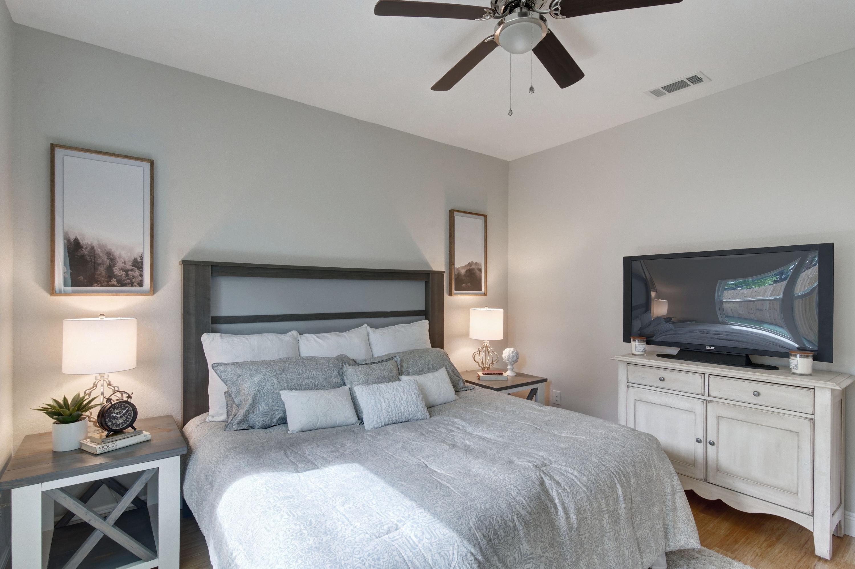 Cottages on Eighth - Residential