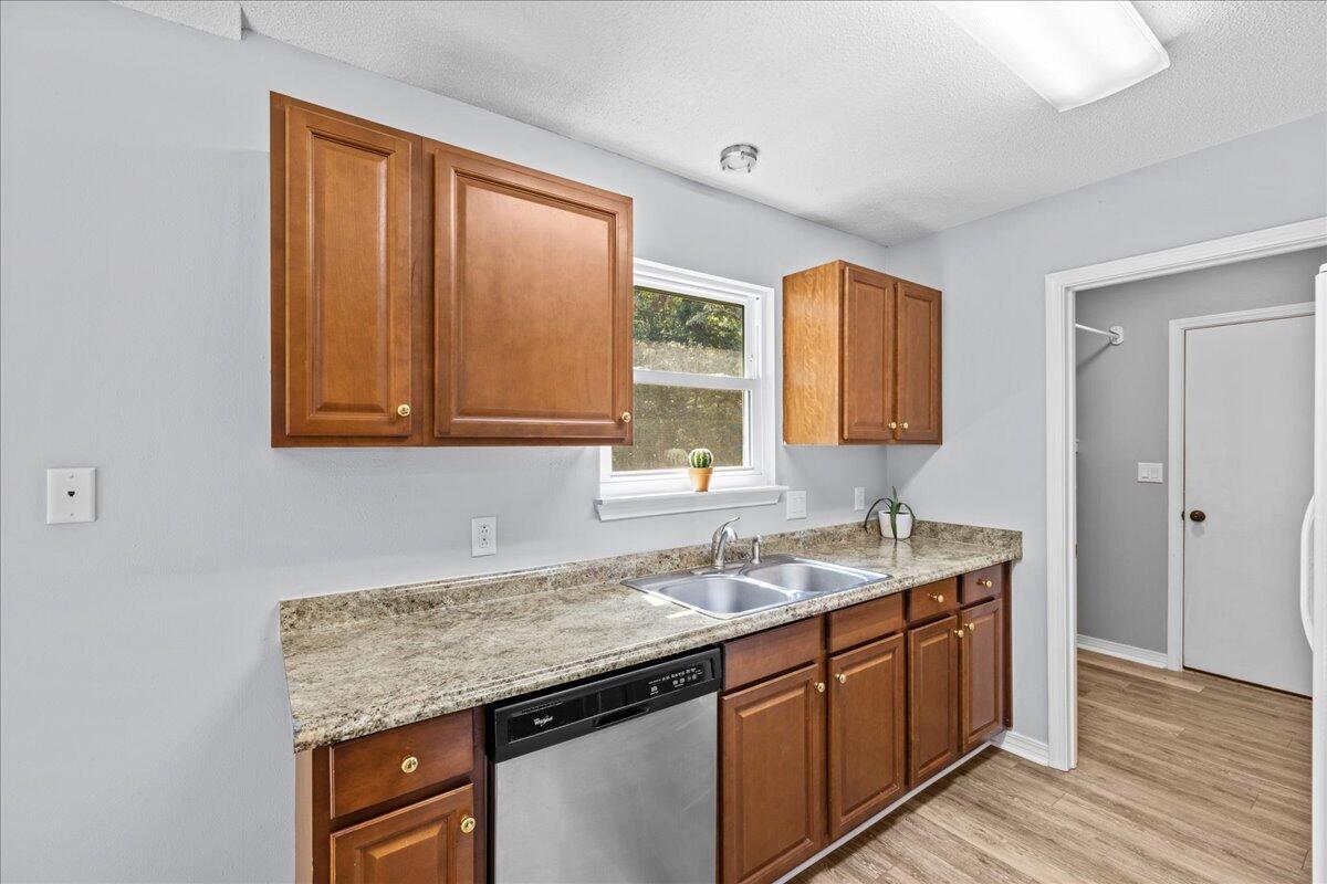 COUNTRYVIEW ESTATES - Residential