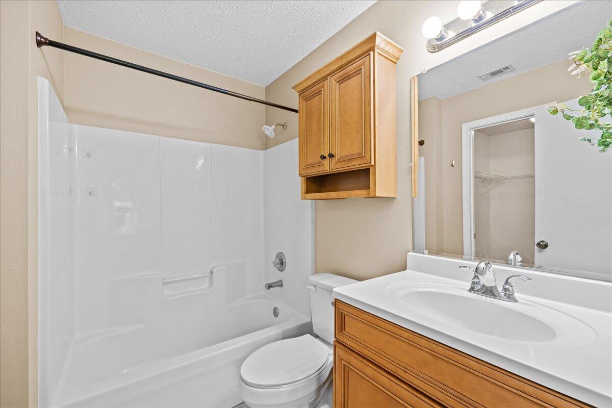 COUNTRYVIEW ESTATES - Residential