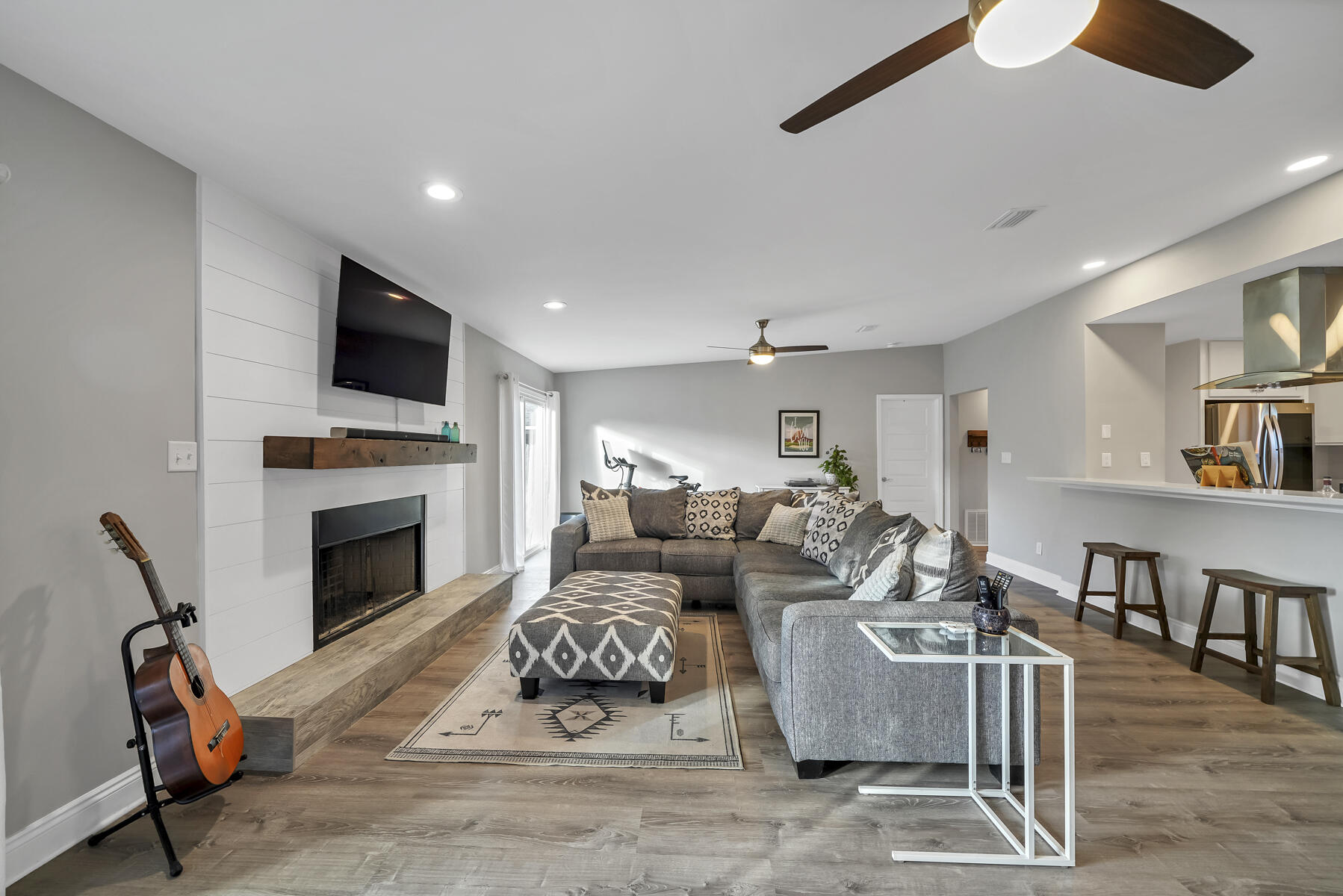 CALHOUN S/D TO DESTIN - Residential