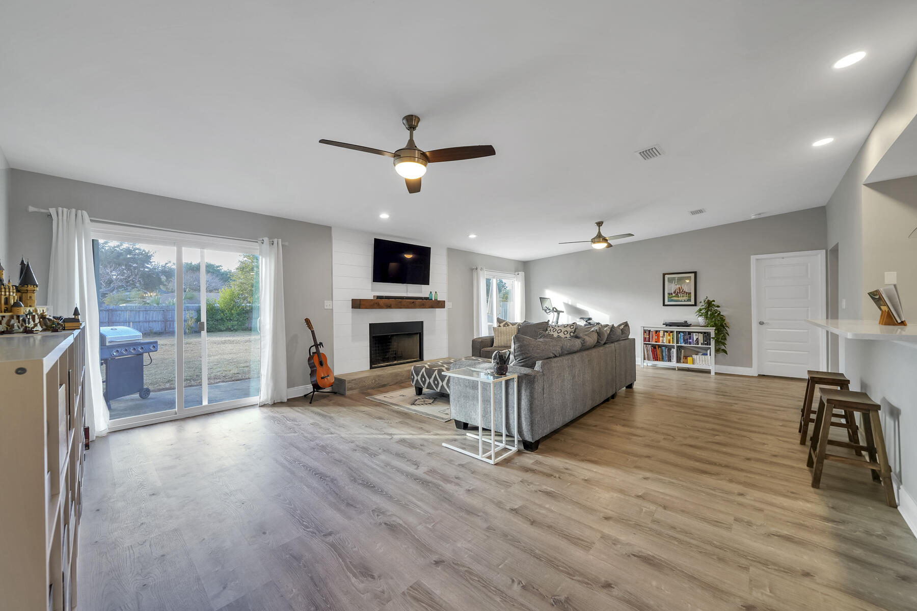 CALHOUN S/D TO DESTIN - Residential