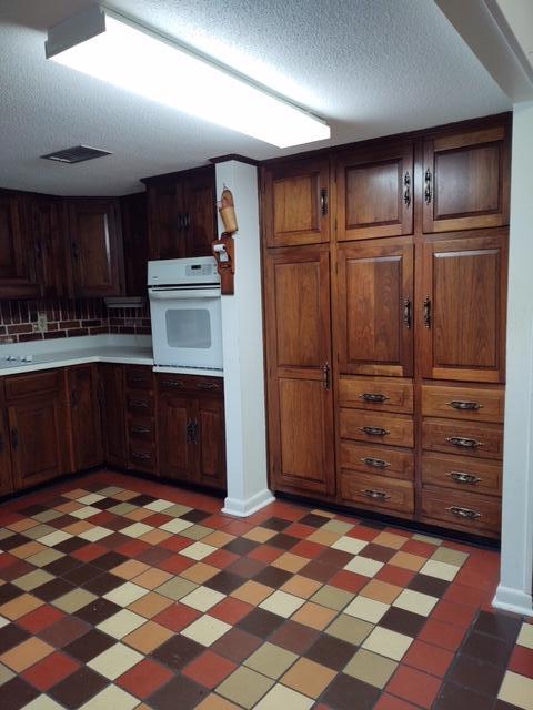 BAYOU WOODS 4TH ADDN LOT 16 - Residential