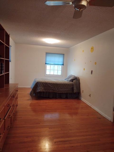 BAYOU WOODS 4TH ADDN LOT 16 - Residential