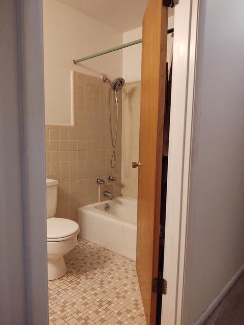 BAYOU WOODS 4TH ADDN LOT 16 - Residential