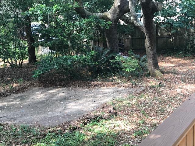 BAYOU WOODS 4TH ADDN LOT 16 - Residential