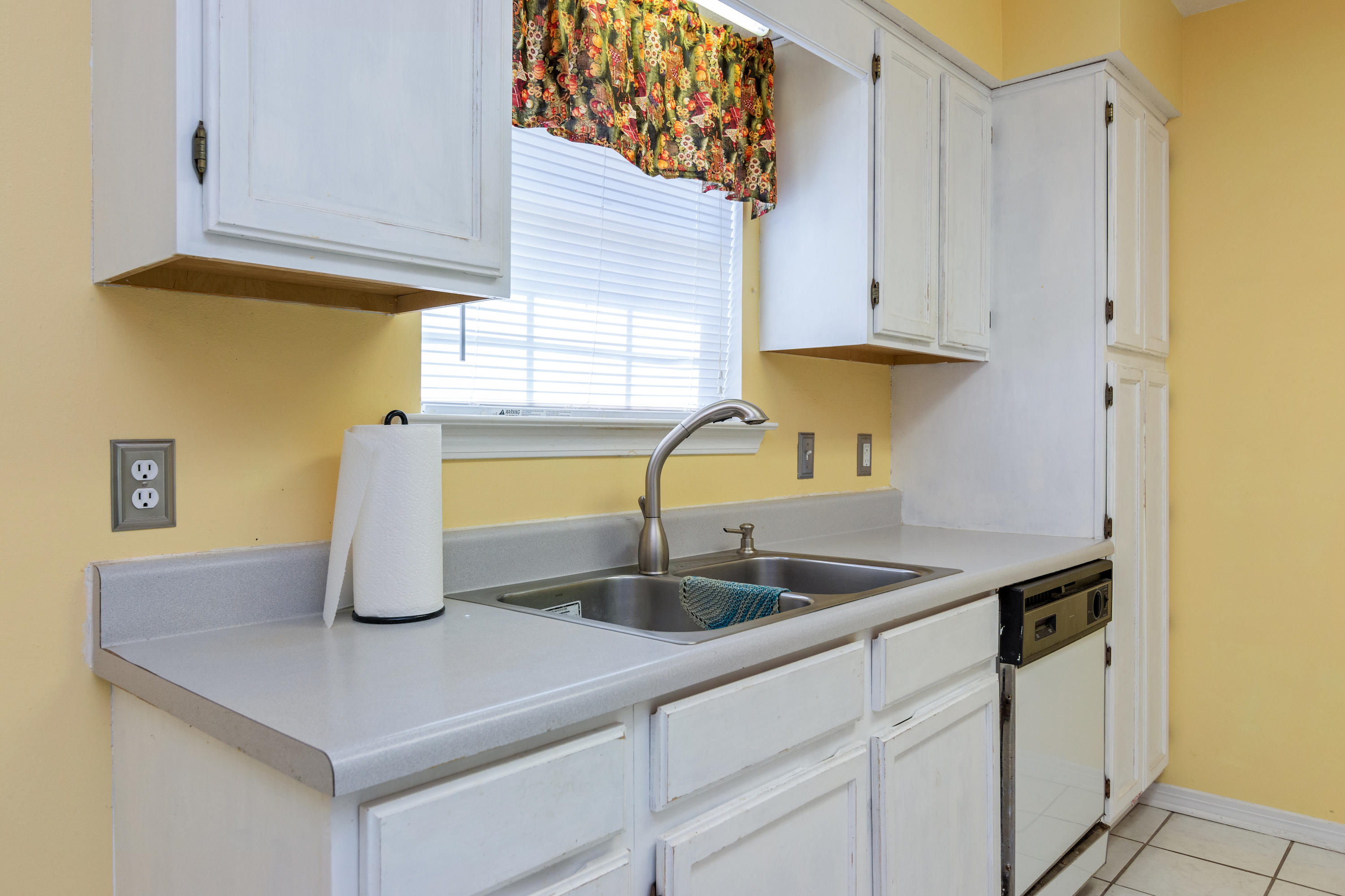 CORONADO VILLAGE PH 1 - Residential