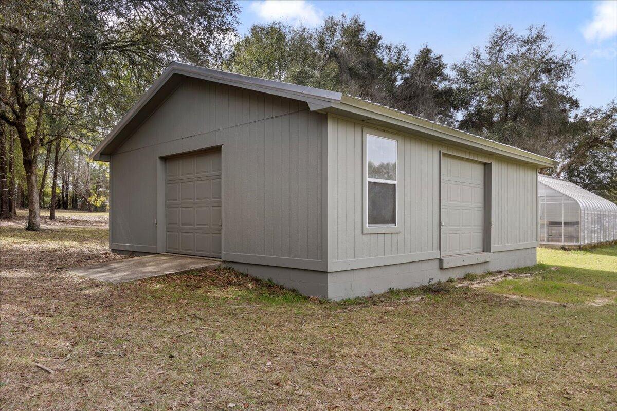 NO RECORDED SUBDIVISION - Residential