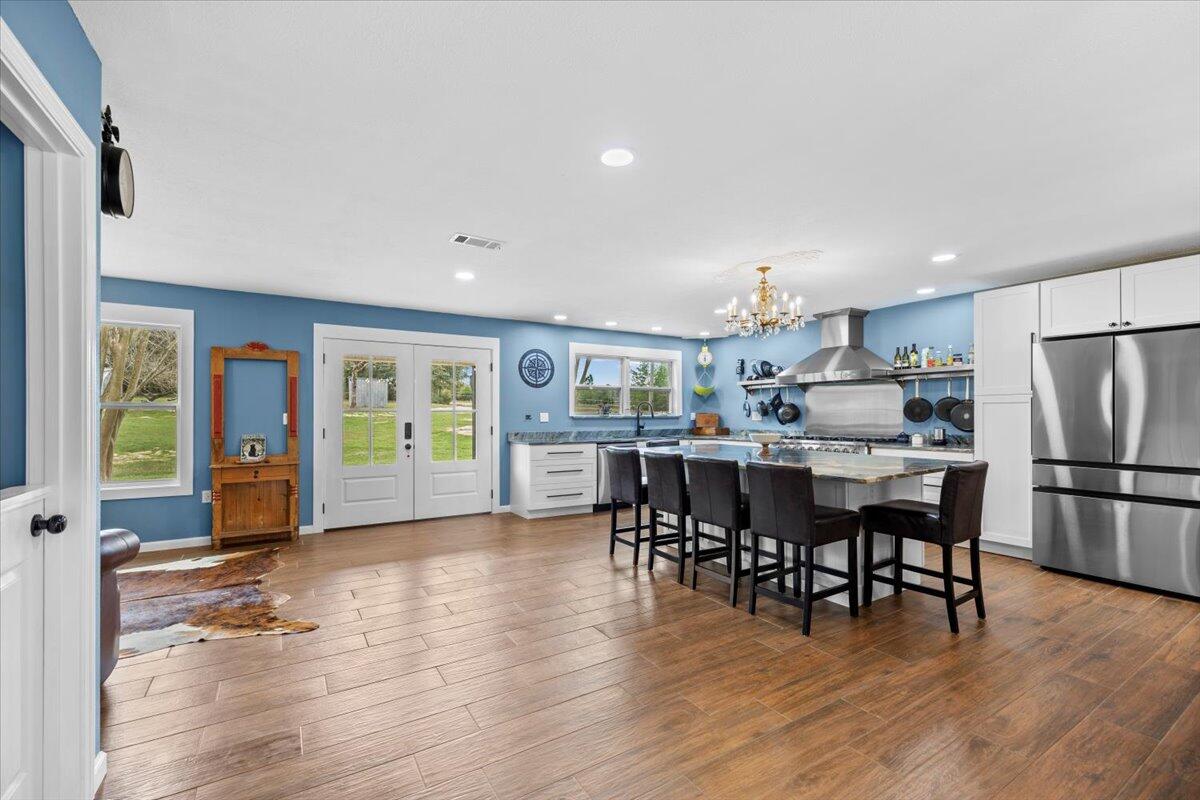 NO RECORDED SUBDIVISION - Residential