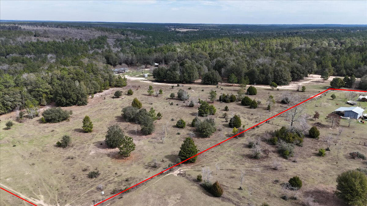NO RECORDED SUBDIVISION - Residential