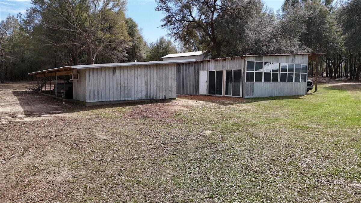 NO RECORDED SUBDIVISION - Residential
