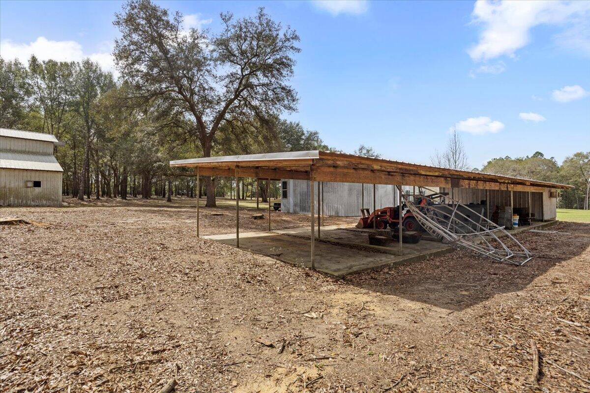NO RECORDED SUBDIVISION - Residential