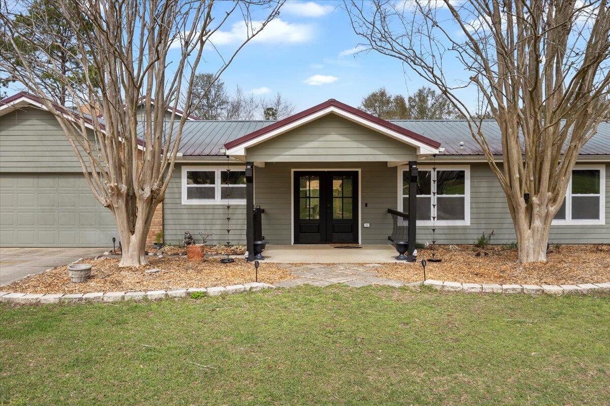 NO RECORDED SUBDIVISION - Residential