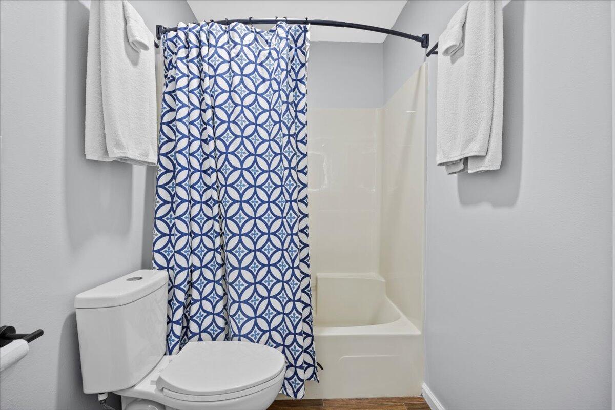 NO RECORDED SUBDIVISION - Residential