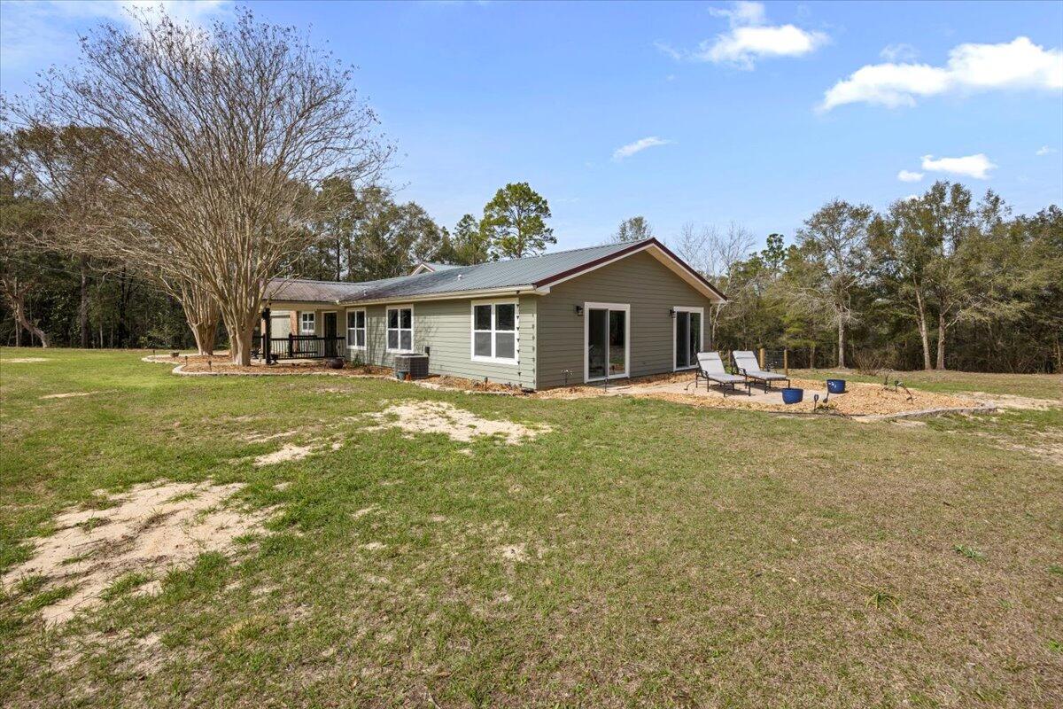 NO RECORDED SUBDIVISION - Residential