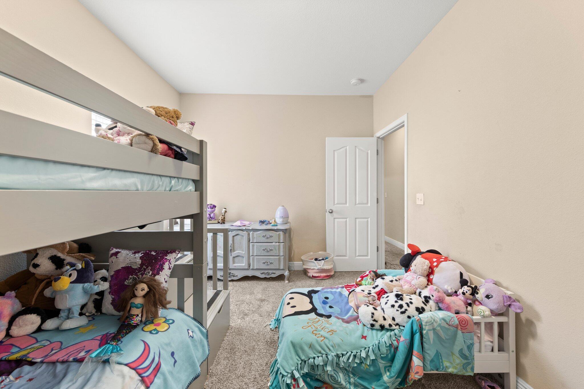 ROLLING RIDGE - Residential