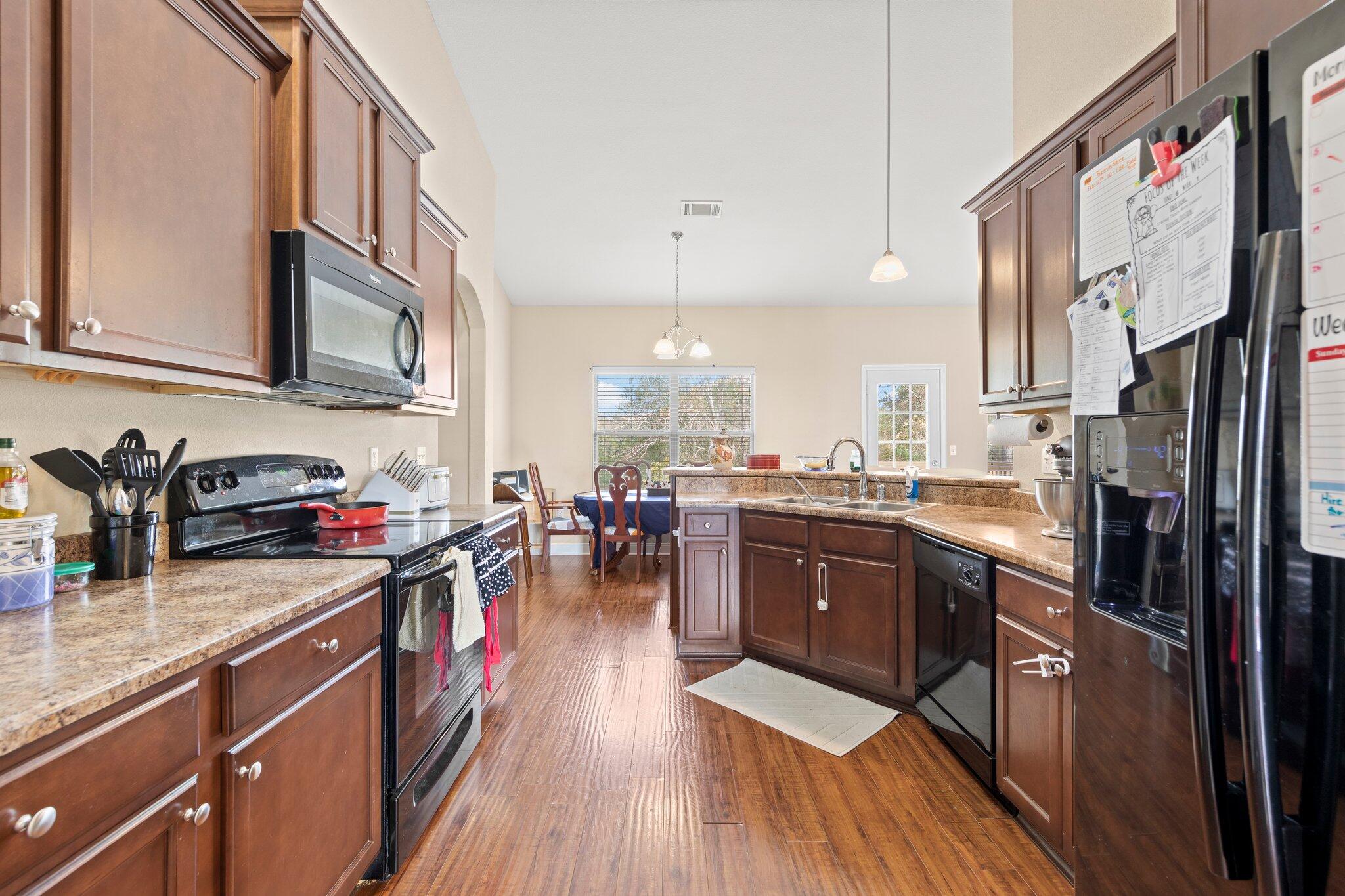 ROLLING RIDGE - Residential