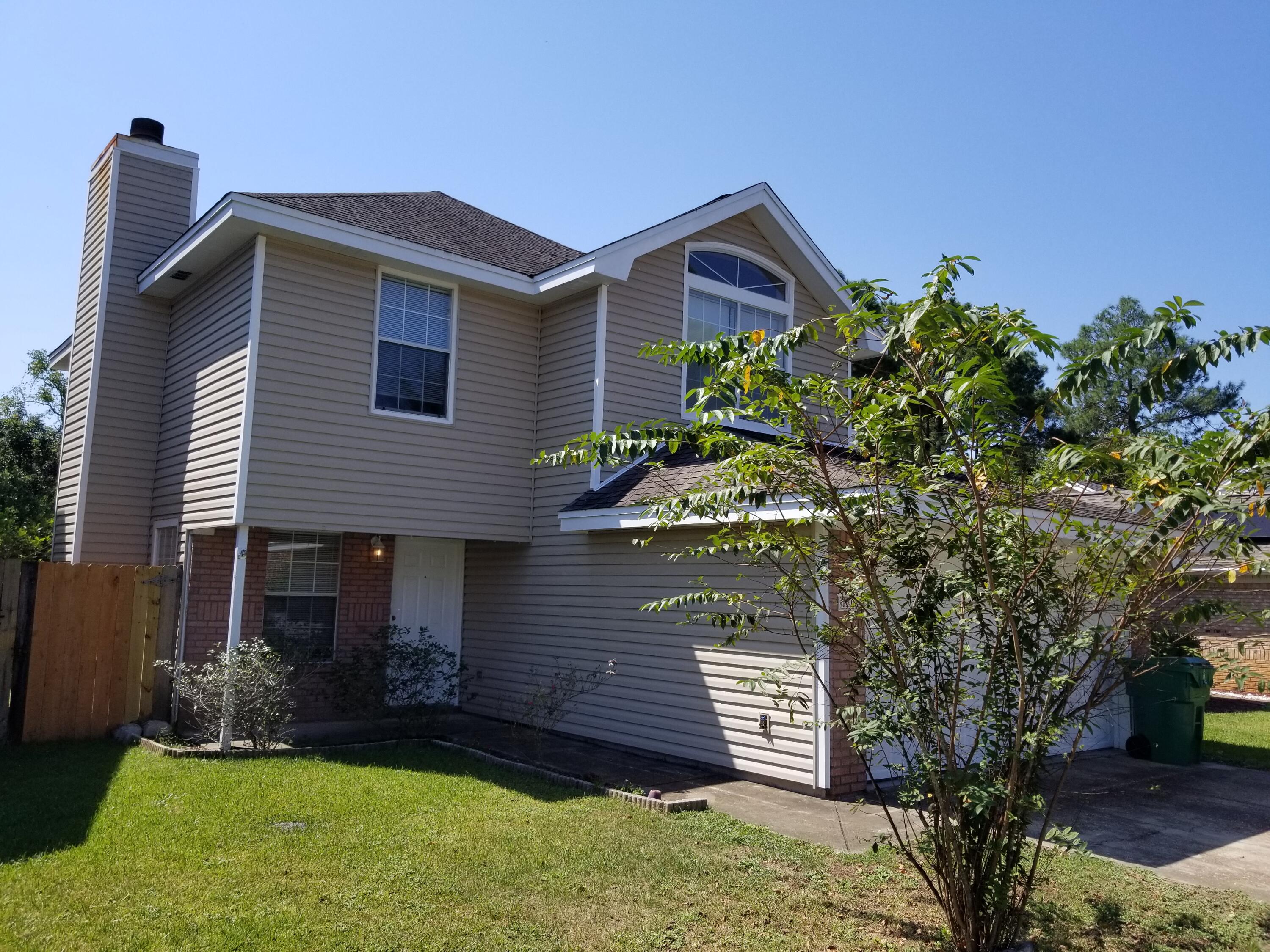 LAKE CHARLESTON - Residential