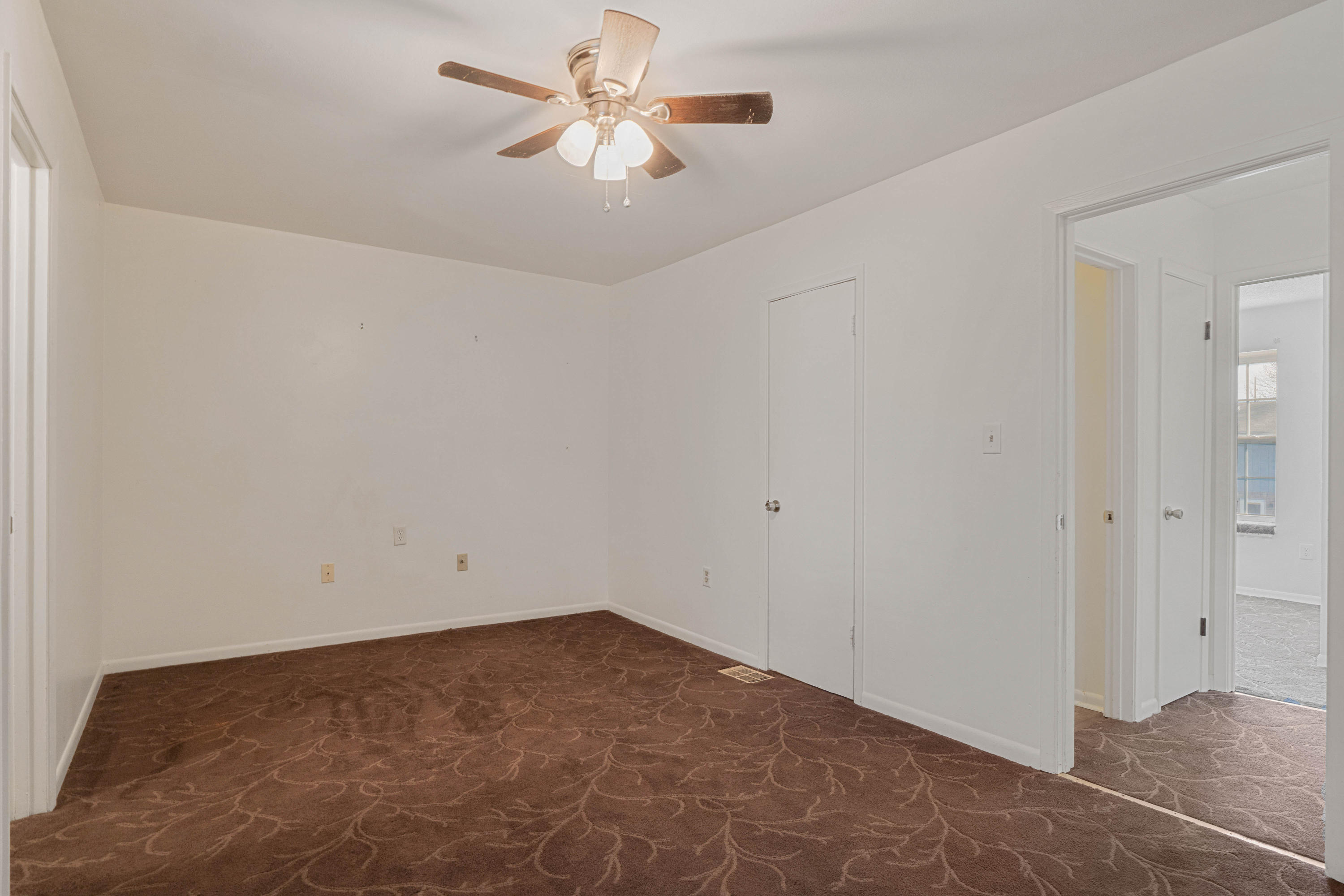 Viking Manor Ph 1 - Residential