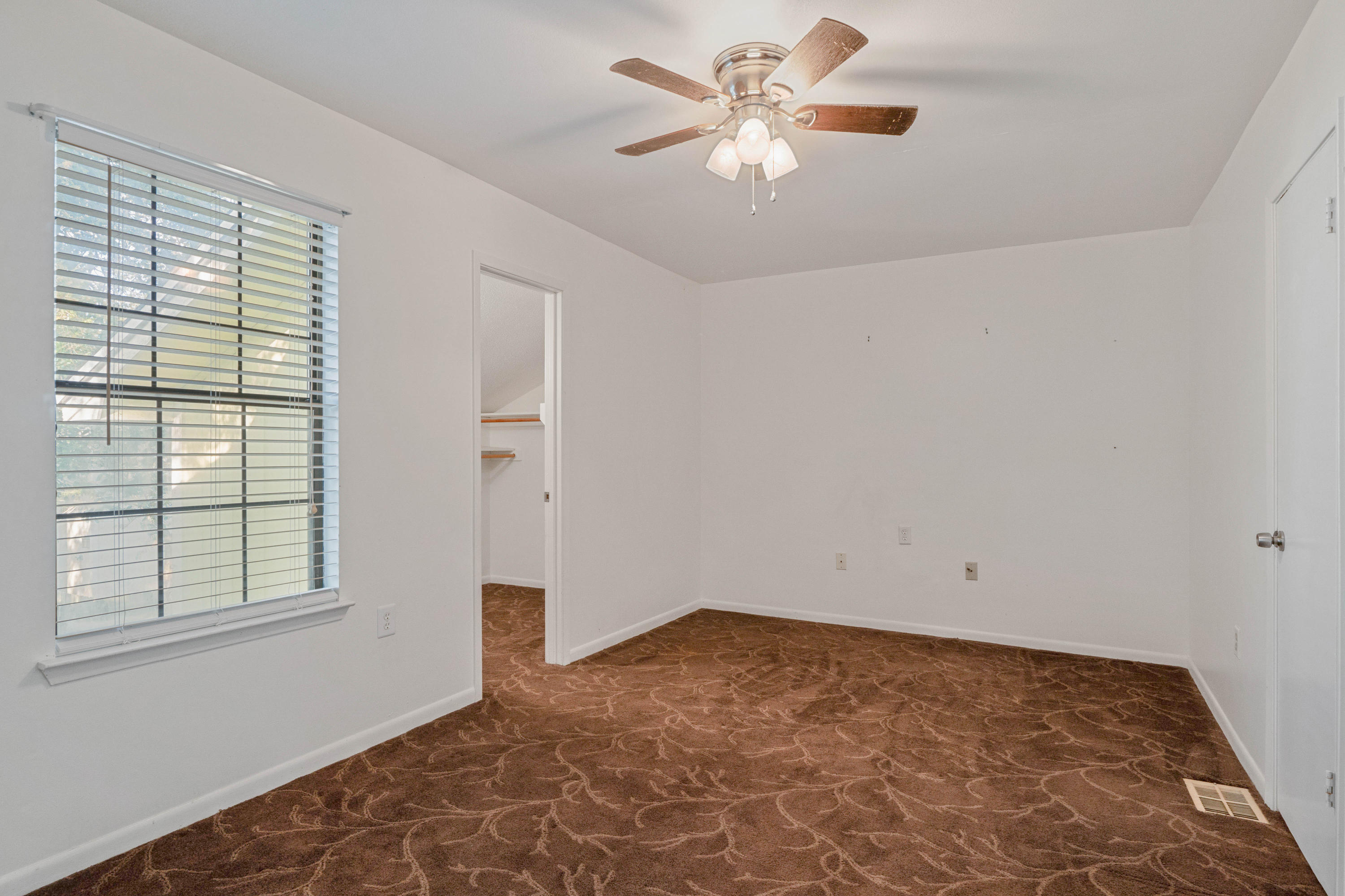 Viking Manor Ph 1 - Residential