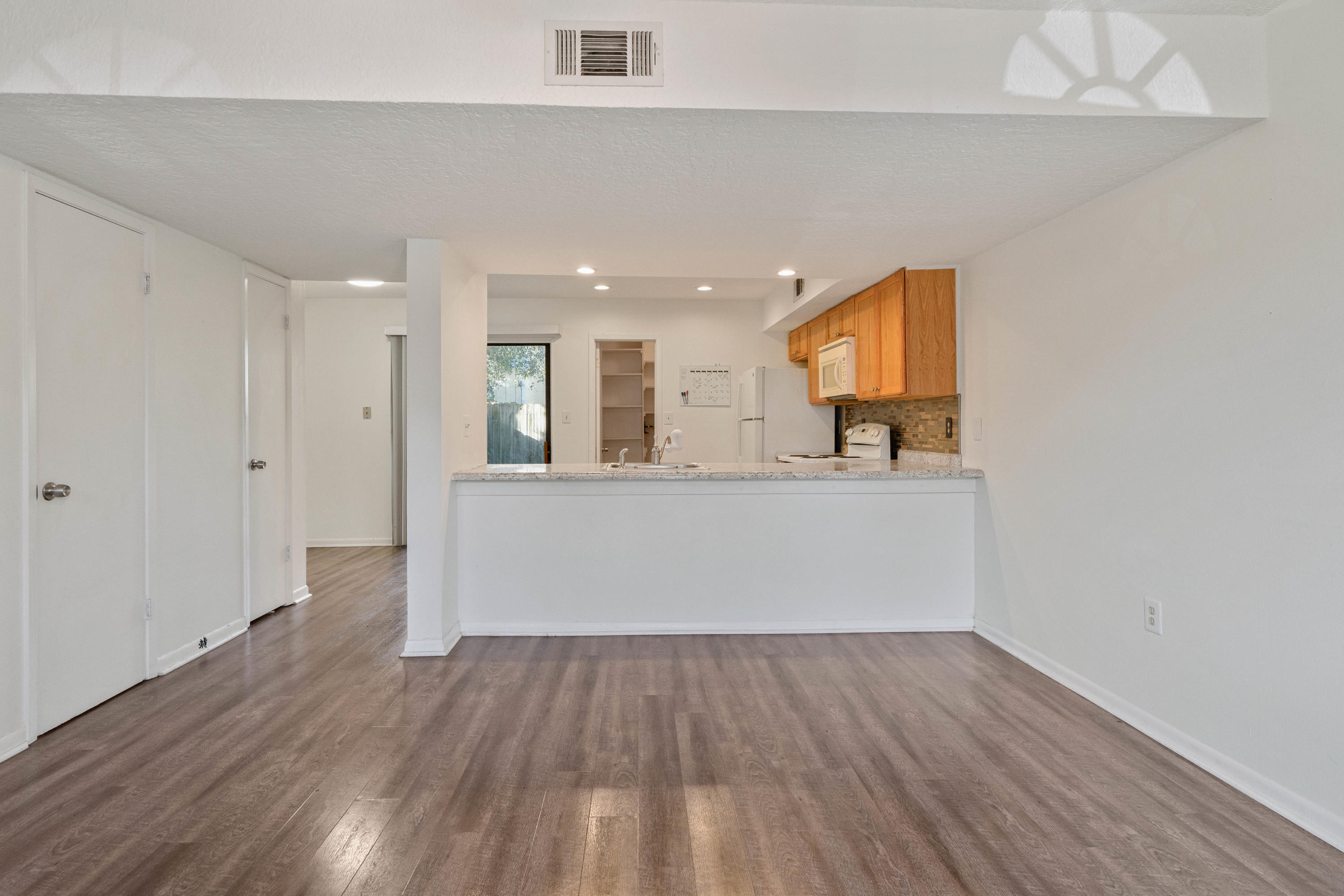 Viking Manor Ph 1 - Residential