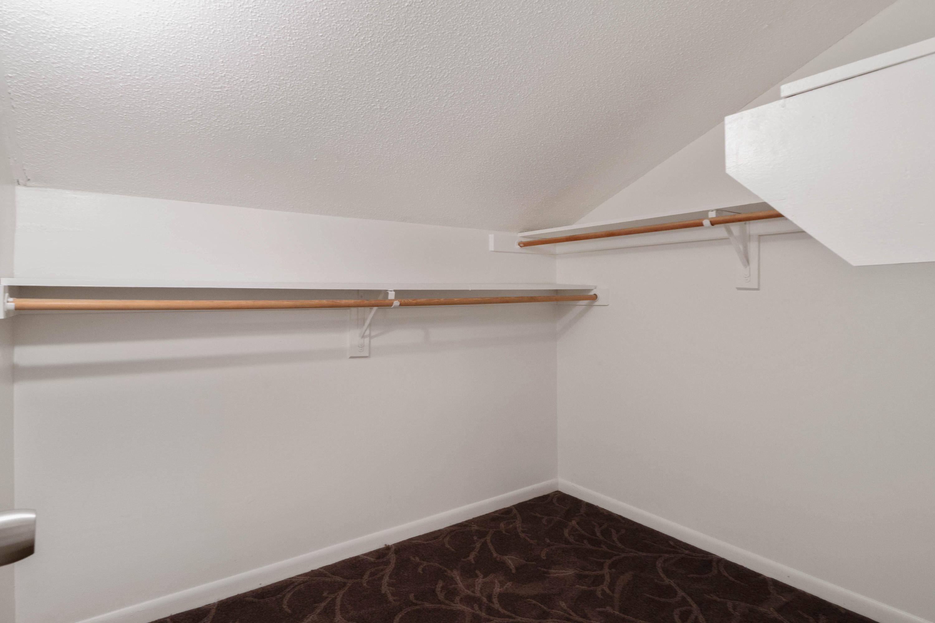 Viking Manor Ph 1 - Residential