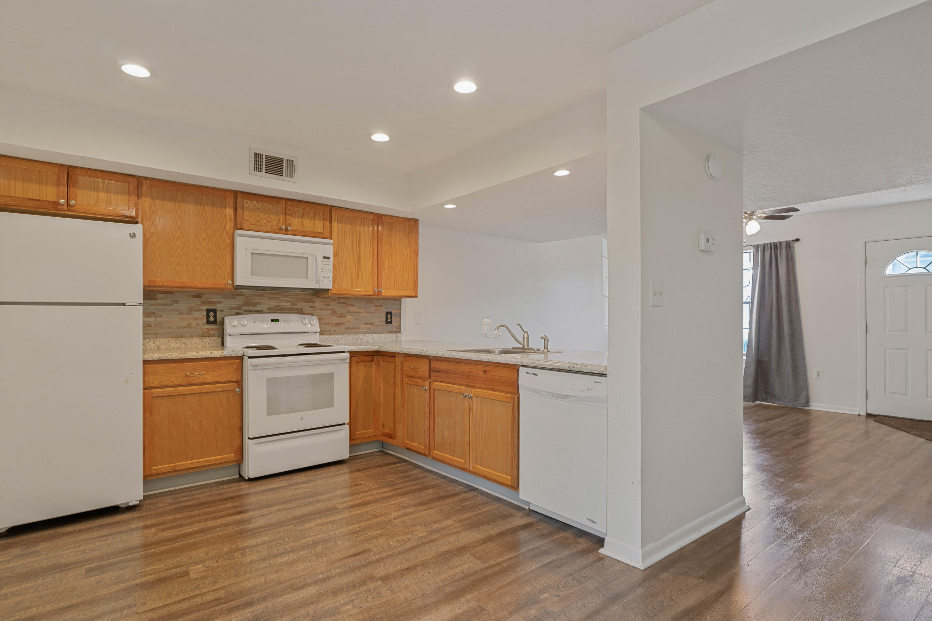 Viking Manor Ph 1 - Residential