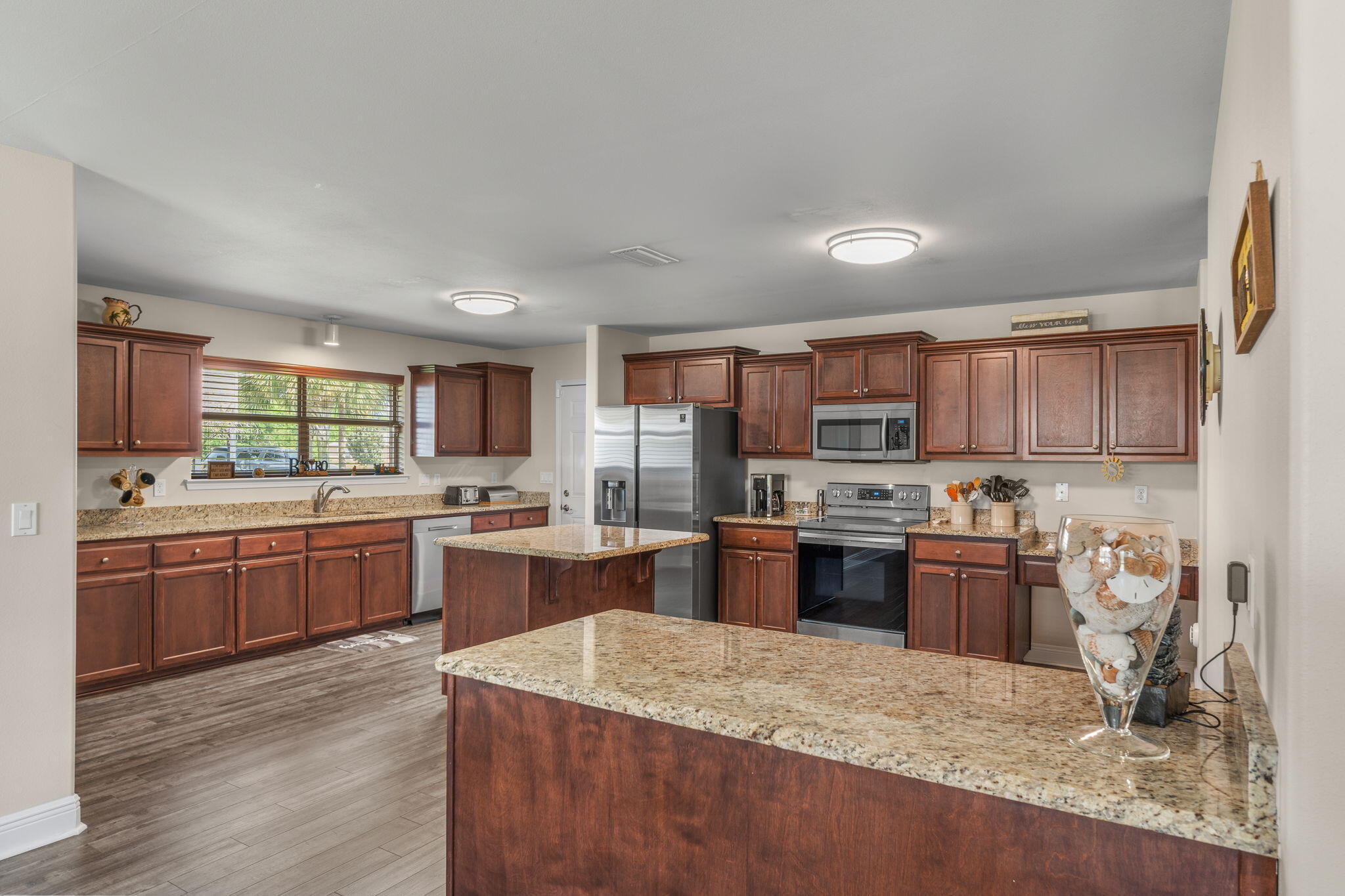 HOLLEY BY THE SEA - Residential