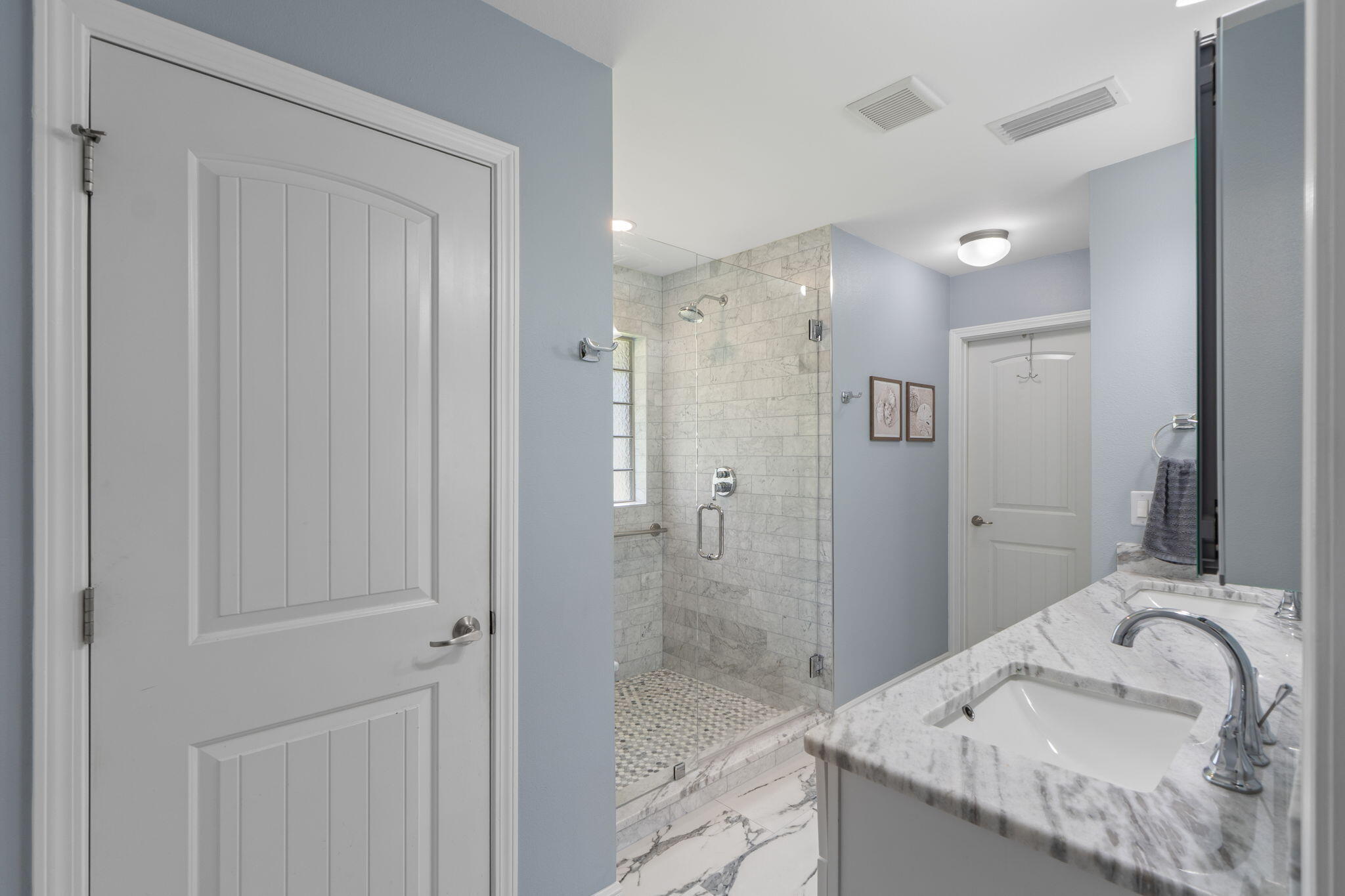 HOLLEY BY THE SEA - Residential